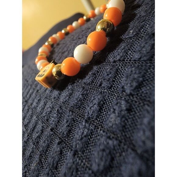 Handmade Orange and White Halloween Stretch Bracelet with Pumpkin - Picture 3 of 11